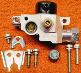 829261 Oem Cadillac 1987-1992 Allante Fuel Injection Pressure Regulator
