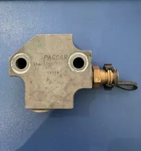 1887759 Paccar Mx-13 Diesel Engine Fuel Pressure Valve