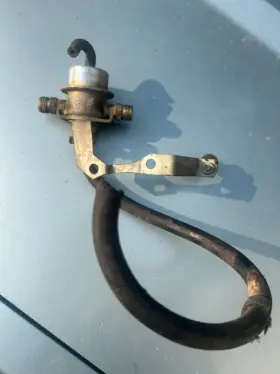 0-280-160-215 Porsche Fuel Pressure Regulator Bosch 0280160215 Early 911 928 0-280-160-215 Porsche Fuel Pressure Regulator Bosch 0280160215 Early 911 928