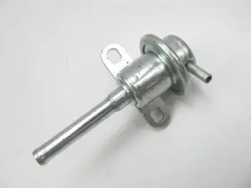 Pr78 Spark New - Out Of Box Fuel Pressure Regulator 1990-1995 Mazda 1.6l 1.8l-l4