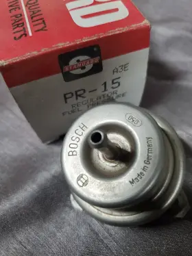 F4ce-9c968-aa Standard Motor Products Nos / Bosch Fuel Pressure Regulator 1985-1993 F150 Bronco 5.0 Quality