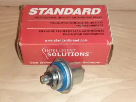 Pr359 Standard Motor Products Smp Fuel Injection Pressure Regulator 2000-02 Cadillac Chevrolet Gmc