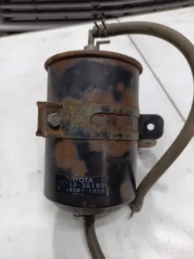 77740-35180 Toyota 138600-1900 22re Charcoal Canister Smog Can 4runner Pickup 84-87 Efi