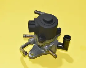 22270-62020 Toyota 92 93 Camry Lexus Es300 Idle Air Control Valve Iac Oem 22270-62020 Toyota 92 93 Camry Lexus Es300 Idle Air Control Valve Iac Oem