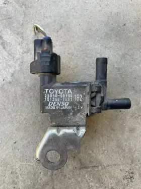 25860-50100 Toyota Denso 101362-1821 98-05 Sequoia Land Tundra Vsv Vacuum Switching Solenoid Valve 25860-50100 Toyota Denso 101362-1821 98-05 Sequoia Land Tundra Vsv Vacuum Switching Solenoid Valve
