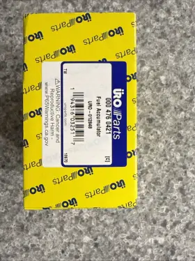 0004760421 Uro New Fuel Injection Accumulator For Mercedes Mb