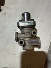 New Pressure Protection Valve PR4 PR-4 1/4" Npt Replaces Bendix: 286500N. Price: $50.00.