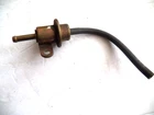 Fuel Pressure Regulator Oem 1999-2004 Chevrolet Tracker 2.0L Gm 91176658 Used. Price: $15.50.