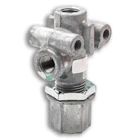 Bendix 277147N Air Brake Pressure Protection Valve New. Price: $153.19.